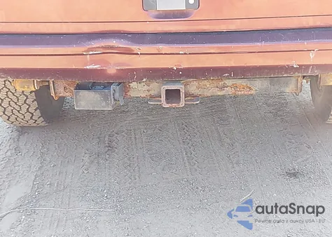 2000 Jeep Cherokee Sport z USA, uszkodzony, nr VIN 1J4FF48S1YL129567